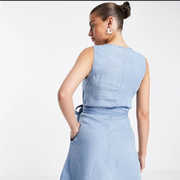 Vero Moda sleeveless belted waist mini dress in medium - Picture 4 of 4